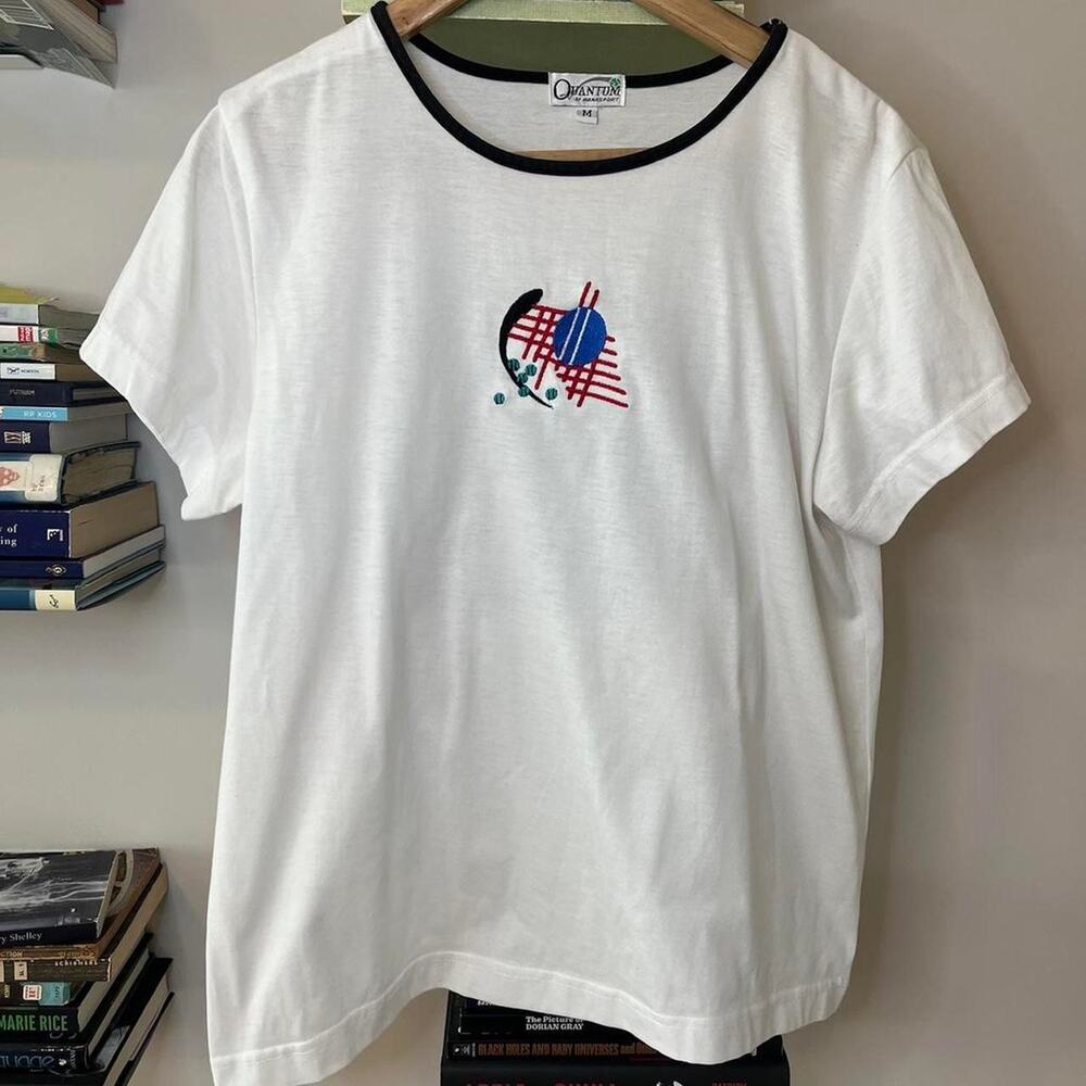 Quantum by Hanasport Vintage Embroidered Tennis Tee  Size M PTP 20”